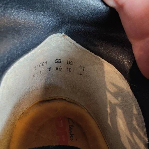 Clarks Originals Desert Chukka Boot Men Sz 10 Black Suede Natural Crepe Gum Sole - Picture 9 of 12